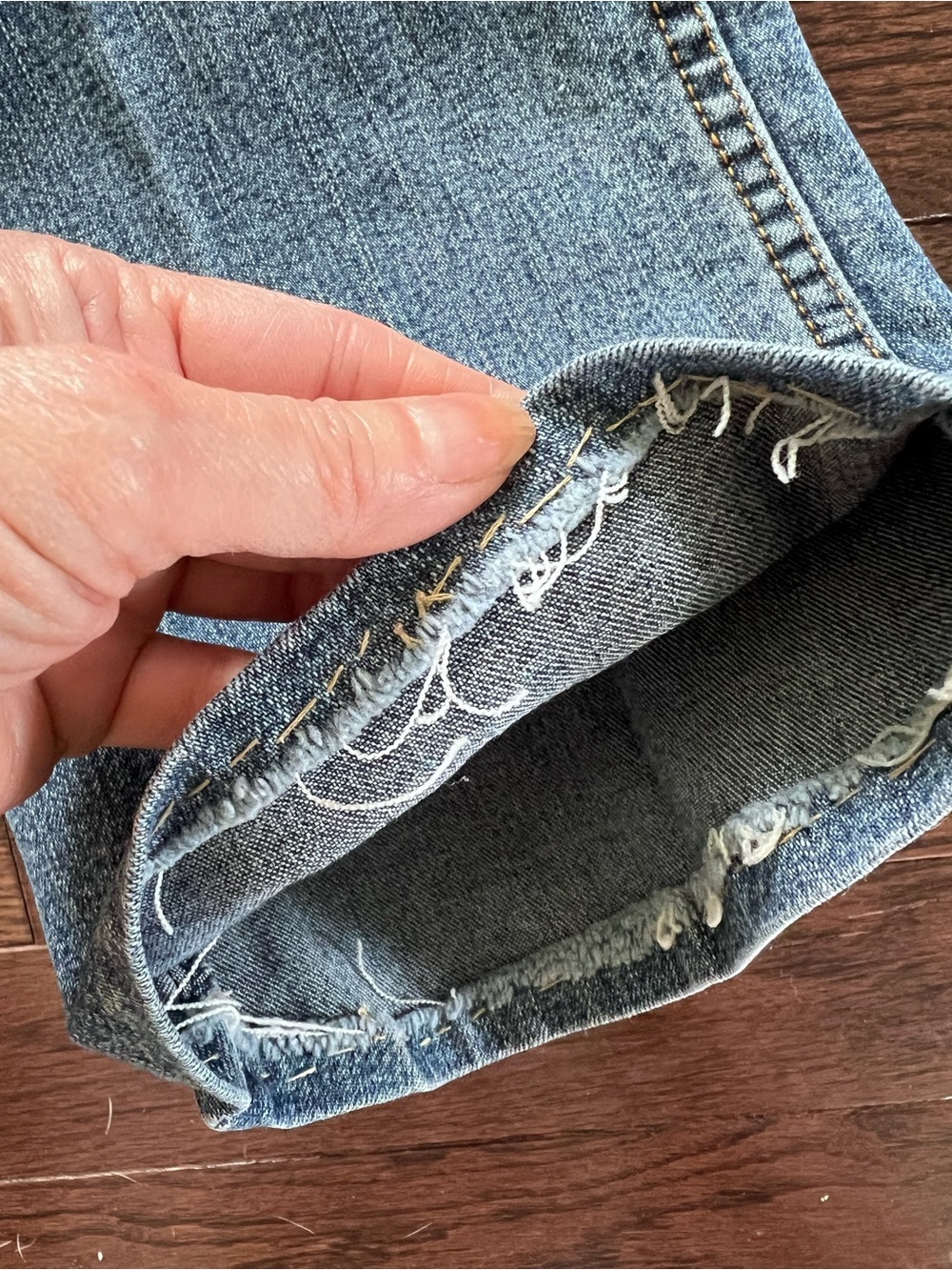 Jordache Y2K lo-rise stretch Jeans - Picture 5 of 9